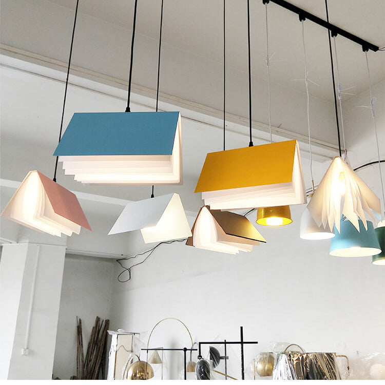Suspension Livre Volant en Métal et PVC – Luminaire Suspendu Moderne Lumière